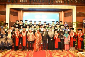 Wisuda Priode II T.A. 2022/2023 Institut Kesehatan Helvetia